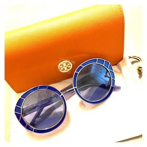 Tory Burch round blue sunglasses (New)